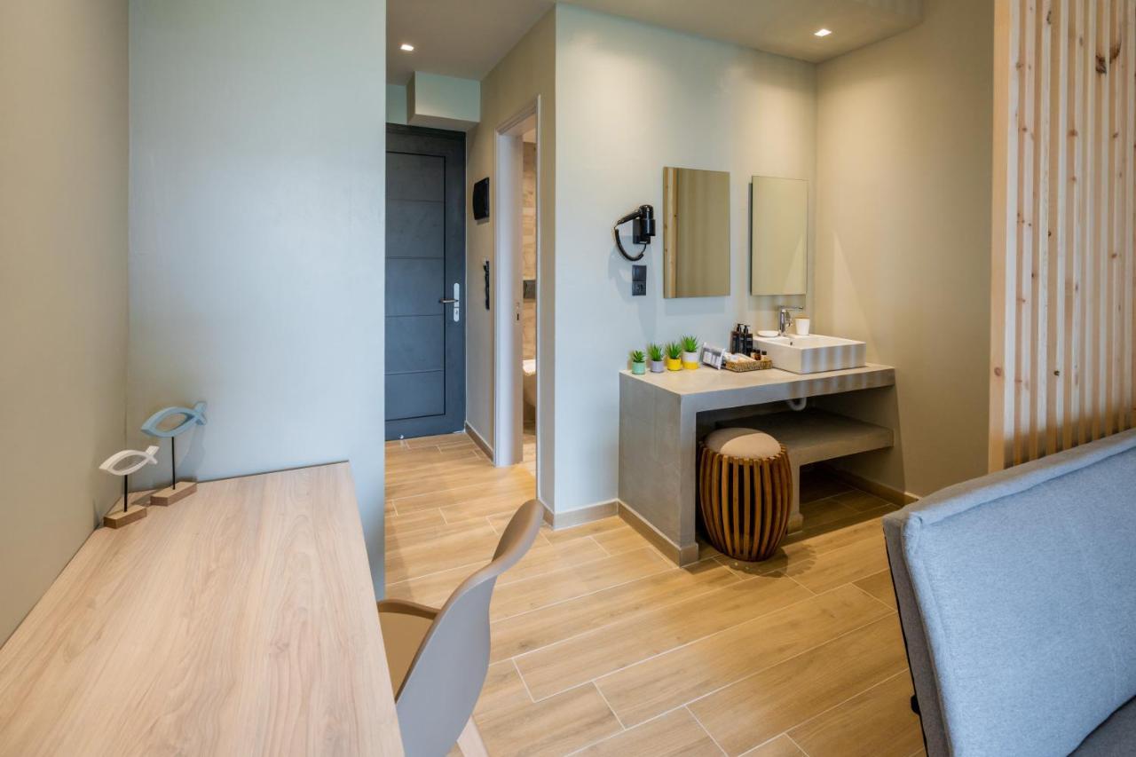 Nicolas Grand Suites, Adults Only 4*