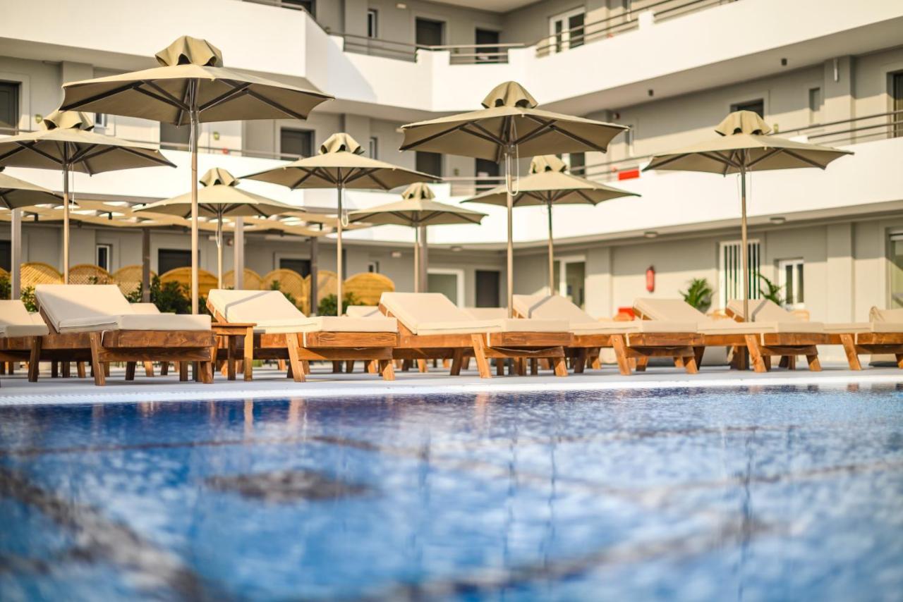 Nicolas Grand Suites, Adults Only Hotel 4*
